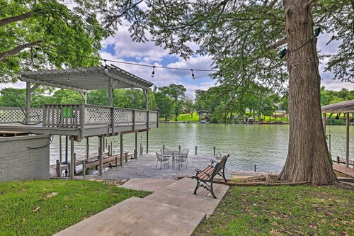 Seguin Home on Lake Placid w/ Boat Dock!