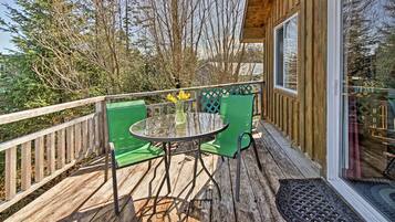 Apartment (0 Bedroom) | Interior