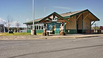 Apartment (0 Bedroom) | Interior