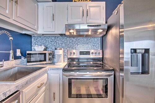 Waterfront Ocean City Condo w/ Balcony!