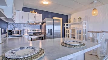 Apartment (1 Bedroom) | Interior