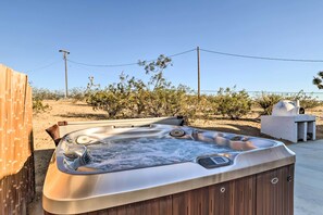 House (3 Bedrooms) | Interior - Sunny Oasis w/ Hot Tub ~ 11 Mi to Nat'l Park! (Yucca Valley)