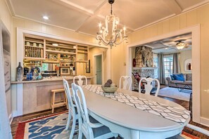 Cottage (2 Bedrooms) | Interior