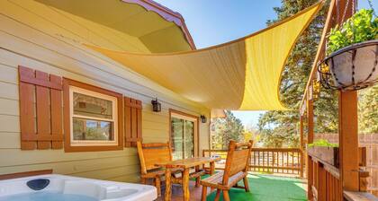 327936 Hot Tub + Mtn Views: Woodland Park Gem