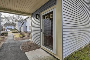 Exterior detail - Springfield Condo, Close to Museums! (Springfield)