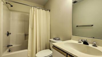 Bathtub