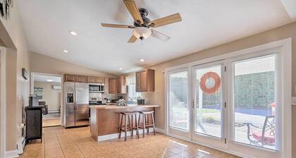 Tranquil Swansea Retreat w/ Fire Pit & Grill!