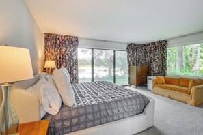 Interior - Skiing & Hiking: Water-view Home in the Berkshires (Sheffield)