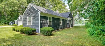 Skiing & Hiking: Water-view Home in the Berkshires