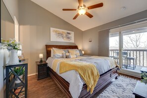 2 soverom, strykejern/-brett, barnesenger (inkludert) og sengetøy