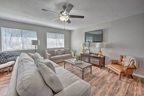 Interior - Authentic Escape at the Exact Center of CA! (North Fork)