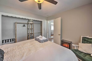 House (3 Bedrooms) | Interior - Authentic Escape at the Exact Center of CA! (North Fork)