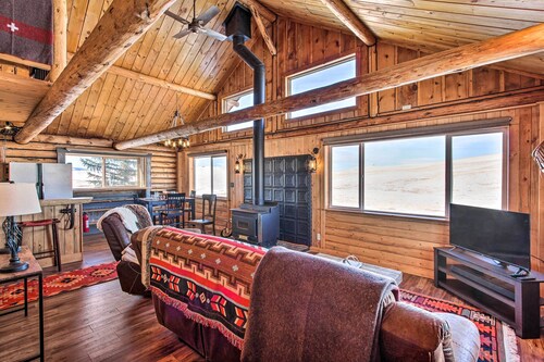 Remote Wolf Creek Cabin - Wide Open Spaces!