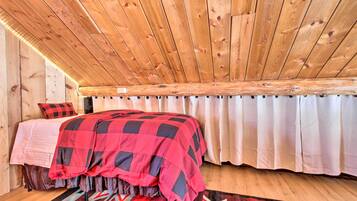 ุงูู
ูุดุฃุฉ ู
ู ุงูุฏุงุฎู