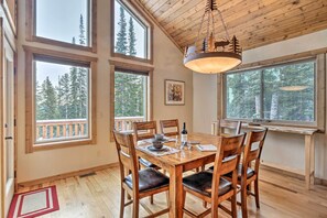 House (3 Bedrooms) | Interior - 22str-00367 Fairplay Cabin ~ 6 Mi to Downtown! (Fairplay)