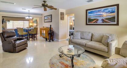 Hollywood Vacation Rental ~ 4 Miles to the Beach