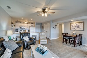 Apartment (2 Bedrooms) | Interior - View, Pool & Lake Access: Osage Beach Condo! (Osage Beach)