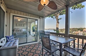 Apartment (2 Bedrooms) | Front of property - Pool & Lake Access! Sunset-view Gem in Osage Beach (Osage Beach)