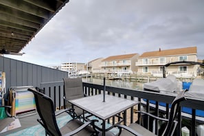 Apartment (2 Bedrooms) | Interior - Harbor-view Balcony, Walk to Beach: Ocean City Gem (Ocean City)