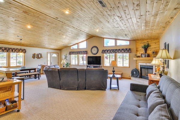 House (3 Bedrooms) | Front of property