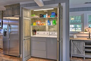 Cottage (2 Bedrooms) | Interior