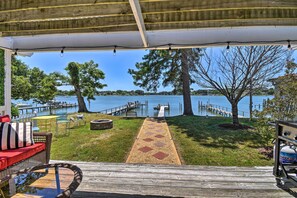 Cottage (2 Bedrooms) | Interior - Riverfront Cottage: Fire Pit & Kayaks (Deltaville)