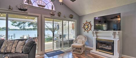 Cottage (2 Bedrooms) | Interior