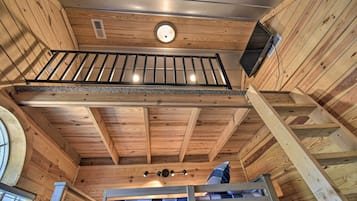 Cottage (2 Bedrooms) | Interior