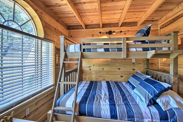 Cottage (2 Bedrooms) | Bahagian dalam
