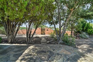 Cottage (2 Bedrooms) | Interior