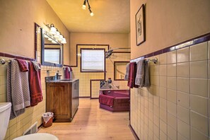 Cottage (2 Bedrooms) | Interior