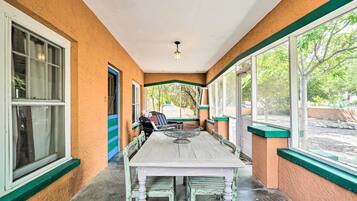 Cottage (2 Bedrooms) | Interior
