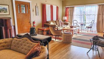 Cottage (2 Bedrooms) | Intérieur