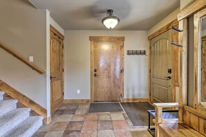 Apartment (3 Bedrooms) | Interior - Colorado Lodge w/ Mtn Views - 3 Mi to Winter Park! (Winter Park)