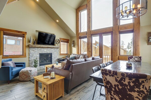 Apartment (3 Bedrooms) | Interior - Colorado Lodge w/ Mtn Views - 3 Mi to Winter Park! (Winter Park)