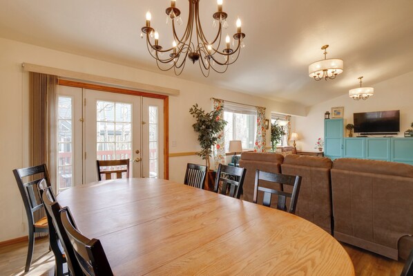 單棟房屋 (3 Bedrooms) | 內部