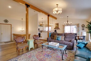 單棟房屋 (3 Bedrooms) | 內部