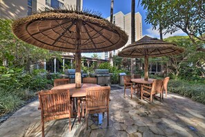 Apartment (1 Bedroom) | Interior - Whale & Sunset Views: Oceanfront Lahaina Condo (Kaanapali)
