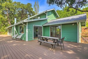 House (3 Bedrooms) | Interior - 10 Acres w/ Stunning Views: Apple Hill Home! (Camino)