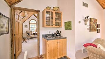 House (1 Bedroom) | Interior