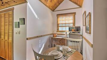 House (1 Bedroom) | Interior