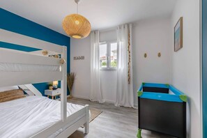 2 Schlafzimmer, Bügeleisen/Bügelbrett, Reisekinderbett, WLAN