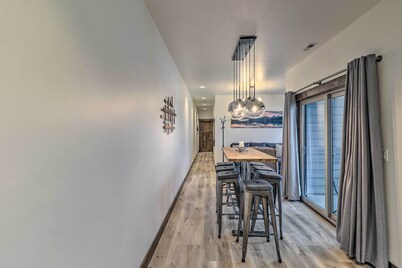 Sleek Columbia Falls Condo: Centrally Located!