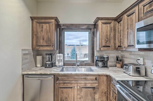 Sleek Columbia Falls Condo: Centrally Located!