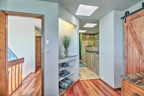 Apartment (3 Bedrooms) | Interior - 'casa Especial' Family Retreat w/ Pool Table! (Albuquerque)