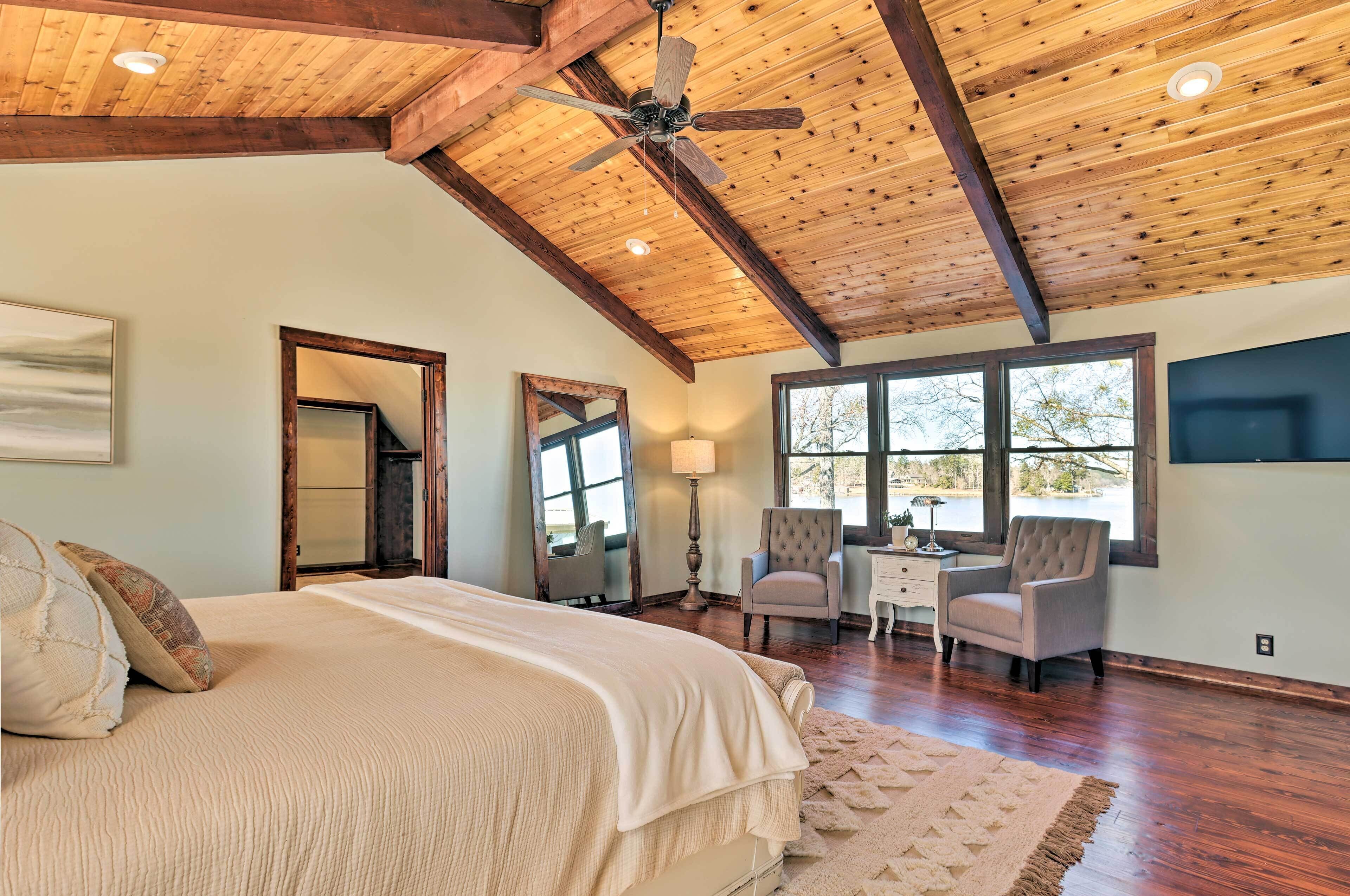 المنشأة من الداخل