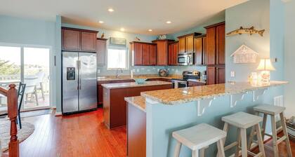 Boat Slip & Pool Access: Ocean City Home!