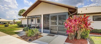 Screened Patio & Grill at Sebring Resort Community