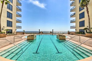 Apartment (1 Bedroom) | Interior - Chic Panama City Beach Condo w/ Pool & Gulf Views (Panama City Beach)