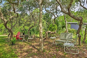 Apartment (0 Bedroom) | Interior - Tropical Studio: 1/4 Mi to Public Beach Access! (Santa Rosa Beach)